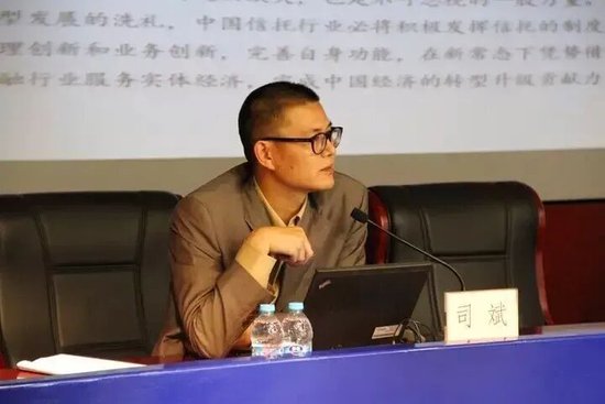 成都赚配网 兴业银行多家子公司高管调整 兴业金租拟迎新总裁